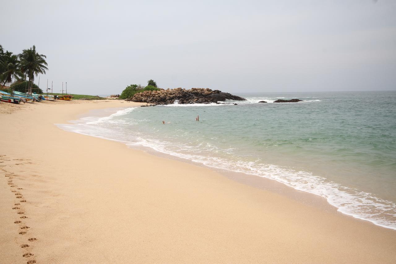 Italia Beach Hotel อัมบางลังโกดา ภายนอก รูปภาพ