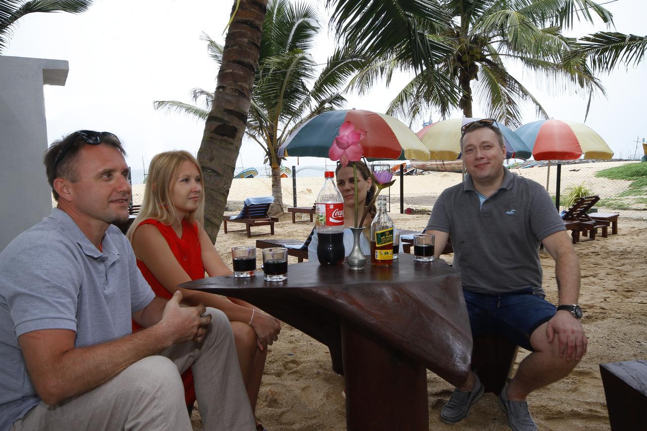 Italia Beach Hotel อัมบางลังโกดา ภายนอก รูปภาพ